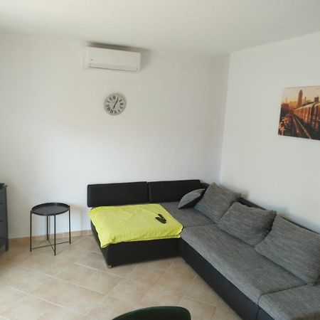 Apartments Radic 로고즈니차 외부 사진