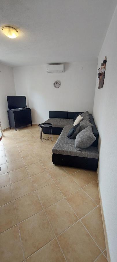 Apartments Radic 로고즈니차 외부 사진