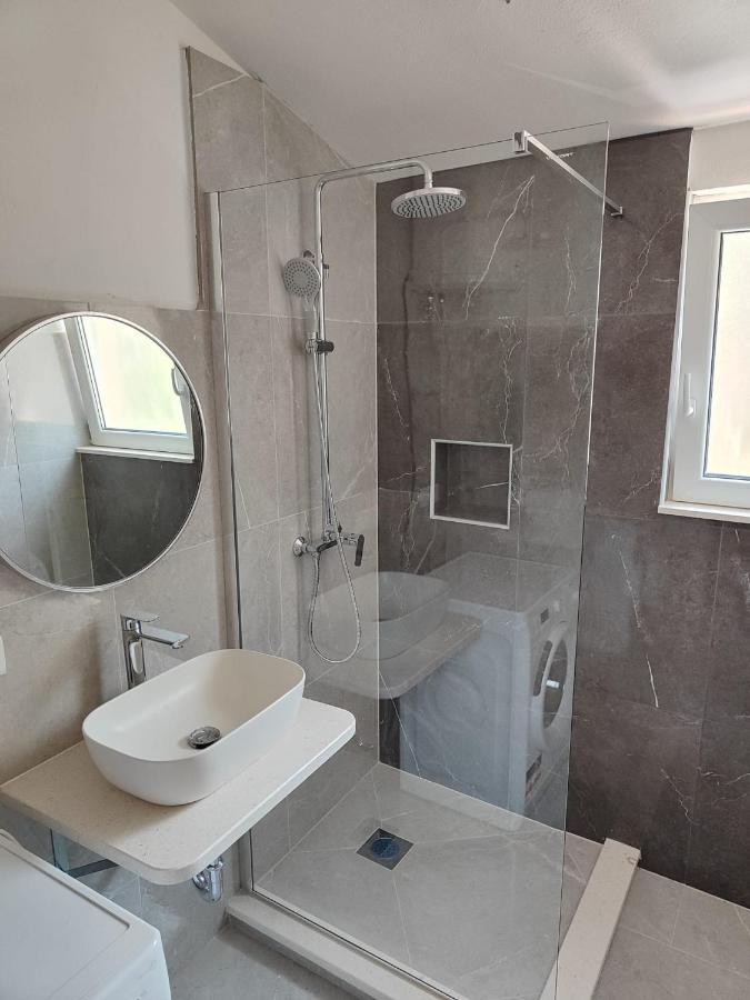 Apartments Radic 로고즈니차 외부 사진