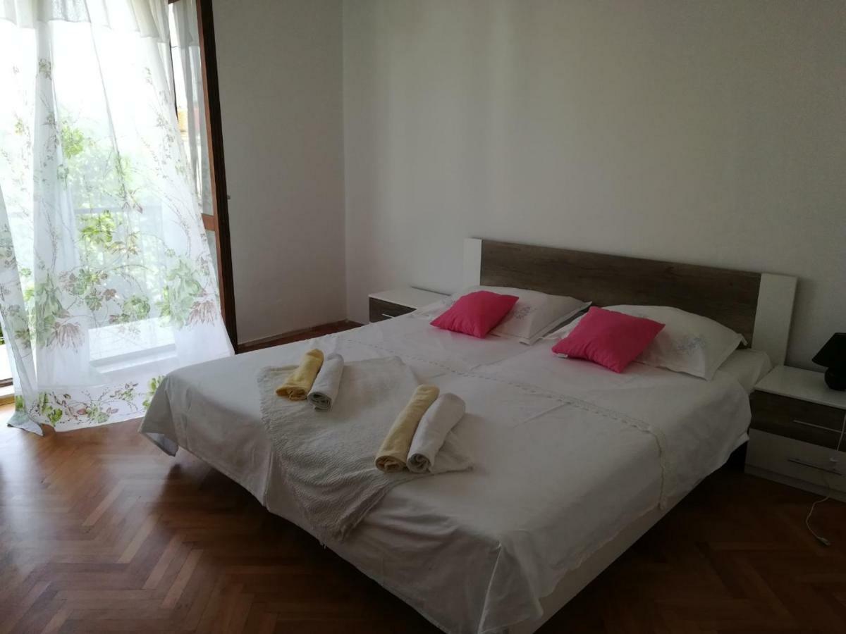 Apartments Radic 로고즈니차 외부 사진